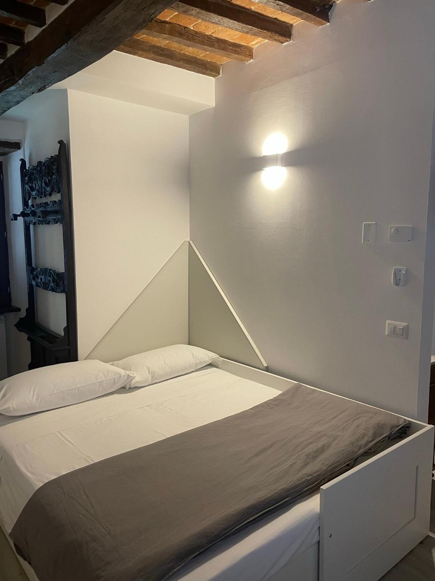 Bed and Breakfast L'Inferno Di Dante Gubbio Exterior foto