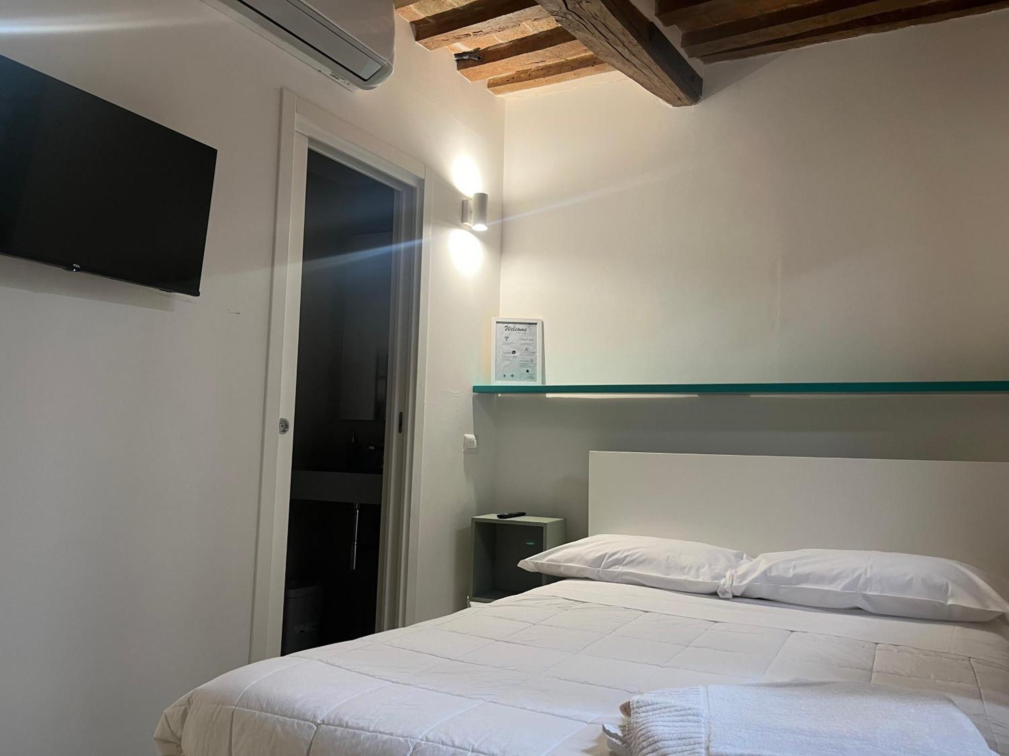 Bed and Breakfast L'Inferno Di Dante Gubbio Exterior foto