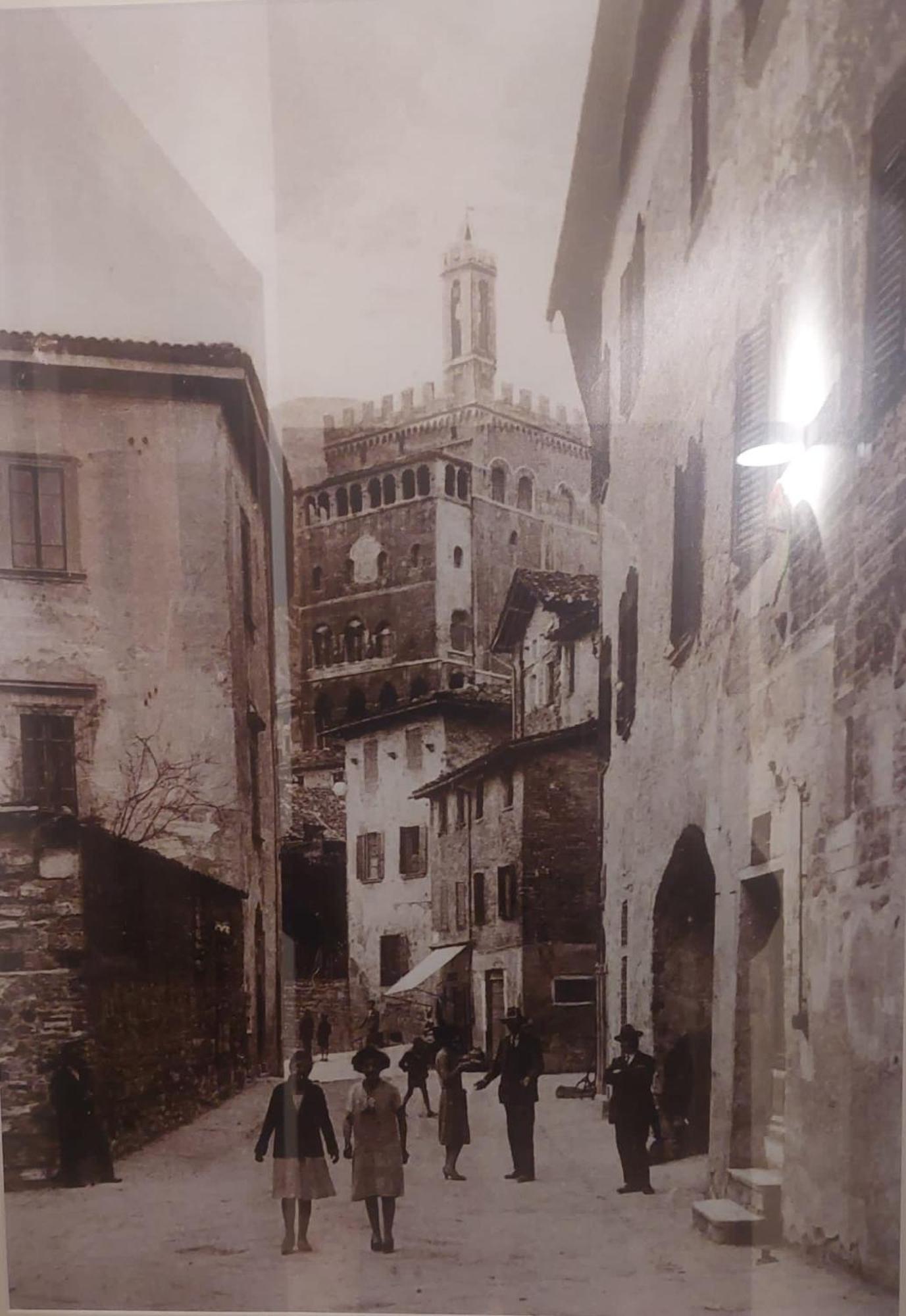 Bed and Breakfast L'Inferno Di Dante Gubbio Exterior foto